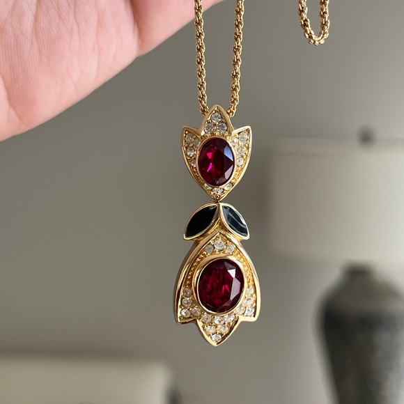 Vintage Christian Dior Red Rhinestone Black Enamel Drop Pendant Gold Necklace - Picture 1 of 11